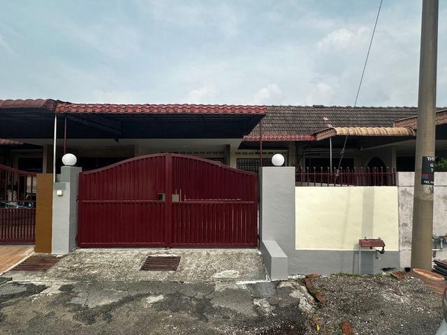 PASIR PUTEH 1 Storey Terrace 22x70 3R2B Kitchen Fully Extended