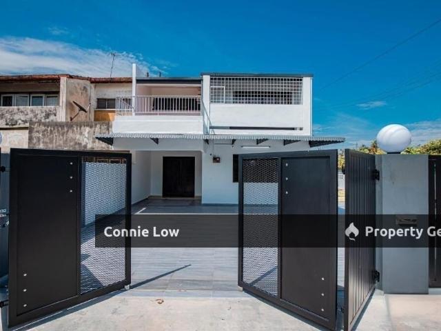 Pasir Puteh Ipoh Fully renovated and fully furnished Double Storey SemiD Corner Well keep