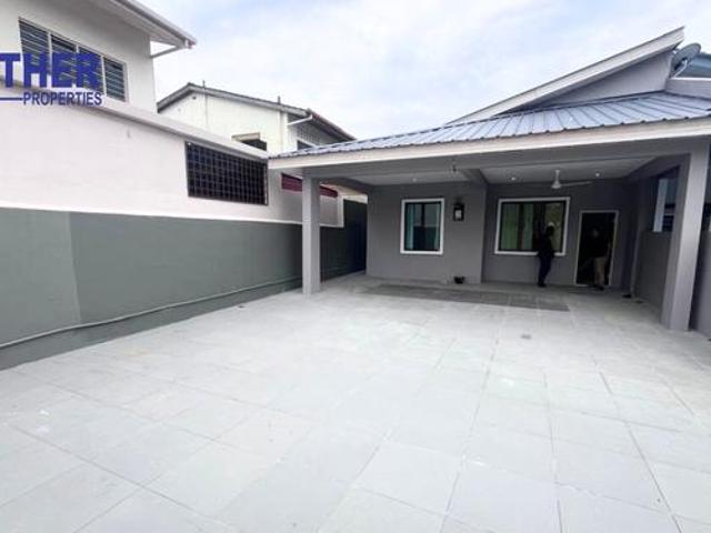 Pasir Puteh Ipoh Town Freehold Single Storey SemiD Corner Fully Reno