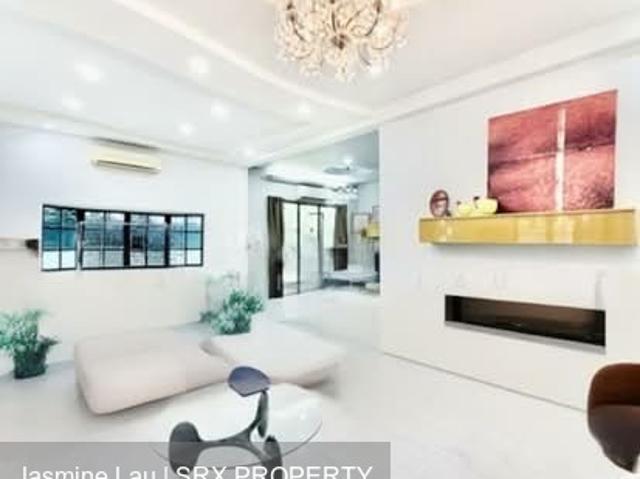 Pasir Ris Beach Park D18, Detached