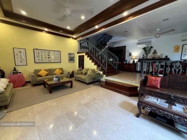 Pasir Ris Beach Park D18, Semi
