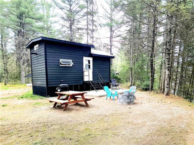 Passion chalets * | le yukon | accès rivière plage privée embarcations $ spa coin feu