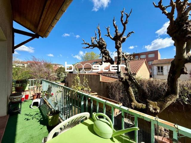 Patte d'Oie Arènes Charmant 2/3 Pièces avec balcon, garage et cave