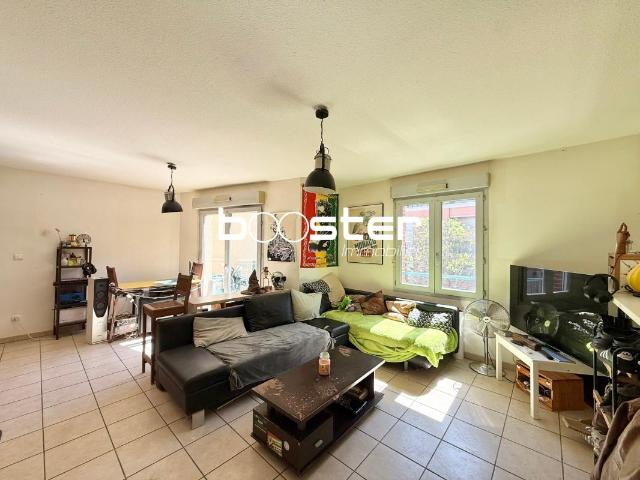 Patte d'Oie Bel appartement 4 pièces avec terrasse, parking et cellier