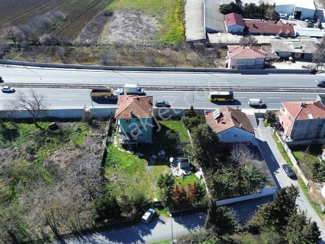 Patu Emlak'tan Ahmediye Mahallesi'nde 950m2 Arsa Ve 3 Kat Ev