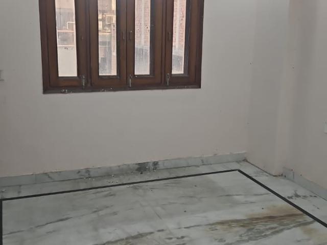 Patel Nagar 1.5 Bedroom 677 Sq. Ft. Builder Floor in Patel Nagar Delhi Listing ID: #9478