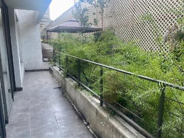 Patio privado / estilo mariposa / estacionamiento y bodega