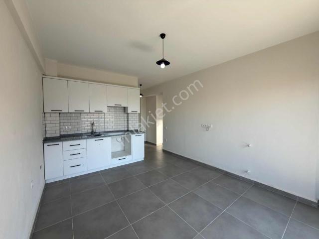 Patlangıç'ta Uzun Dönem Kiralık 1+1 Daire | Eşyalı & Eşyasız