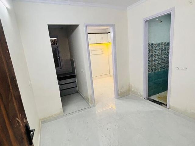 Patpar Ganj Village Nr Adc Lab Patpar Village 1.5 Bedroom 380 Sq. Ft. Builder Floor in Mayur Vihar Delhi Listing ID: #10056