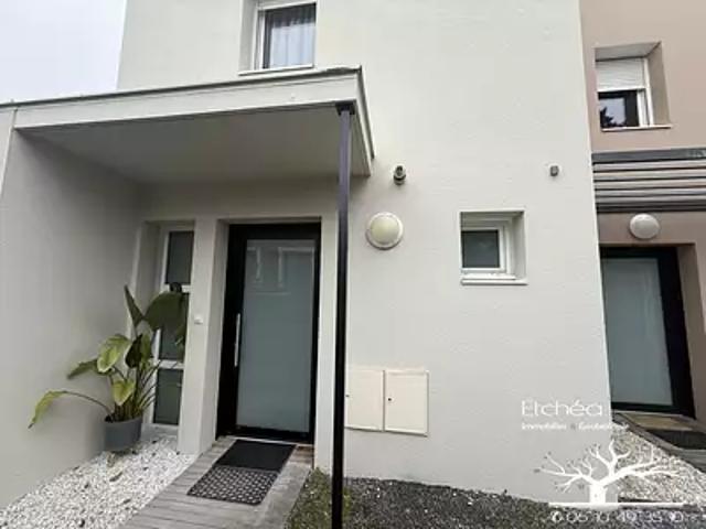 Pau 64000 Achat / Vente appartement 3 pièces t3 terrasse parking