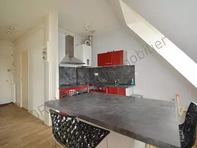 Pau 64000 Achat / Vente appartement 2 pièces t2 au dernier étage cave