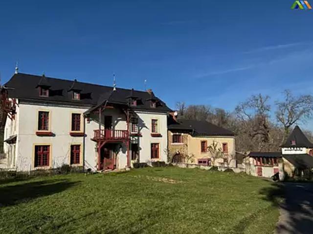 Pau 64000 Achat / Vente maison 15 pièces t15 piscine parking