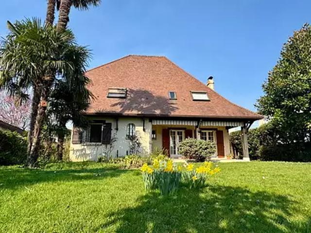 Pau 64000 Achat / Vente maison 8 pièces t8 au dernier étage