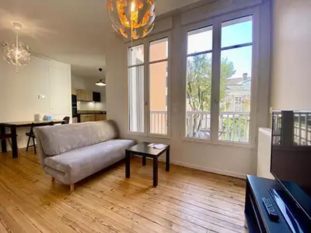 Pau 64000 Location appartement 3 pièces t3 balcon