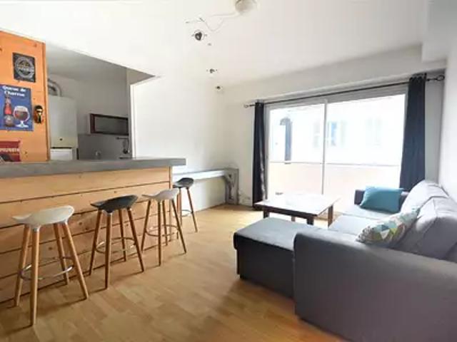 Pau 64000 Location appartement 2 pièces t2 cave balcon