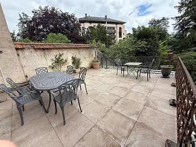 Pau 64000 Location appartement 5 pièces t5 terrasse cave