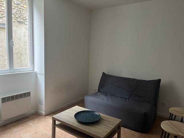PAU CENTRE STUDIO MEUBLE
