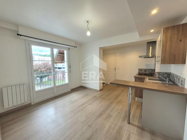 PAU: LOCATION T2 rénové de 33m²