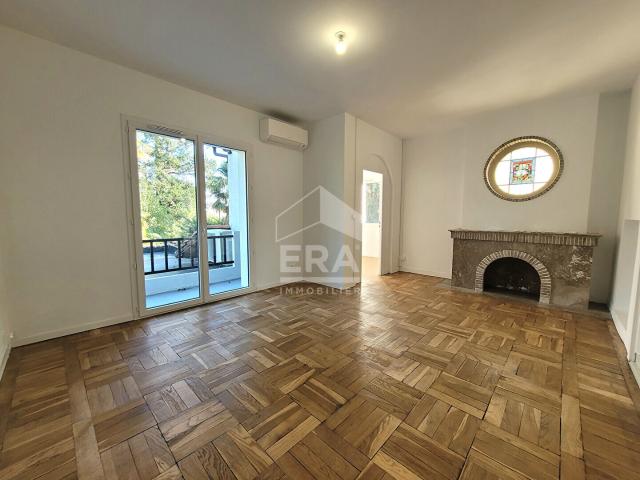 PAU LOCATION UNIQUE Appartement T4 de 88m² dans une maison