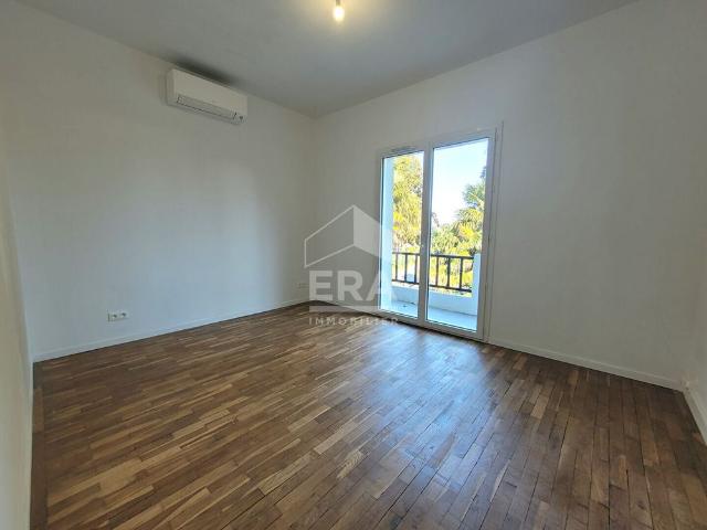 PAU LOCATION UNIQUE Appartement T4 de 88m² dans une maison