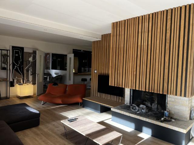 PAU NORD VILLA T8/DOUBLE GARAGE / PISCINE / JACUZZI