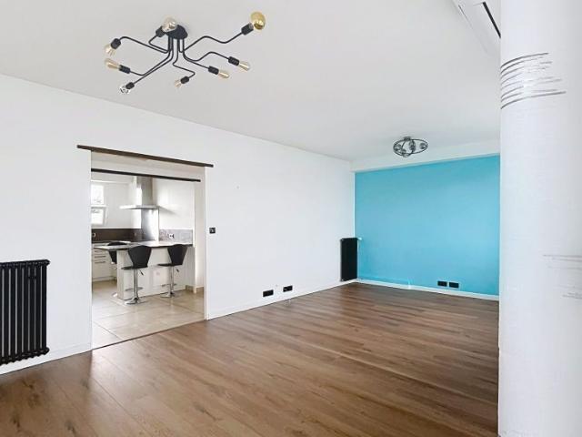 PAU NORMAN PRINCE Vaste T3/4 avec climatisation et grand balcon