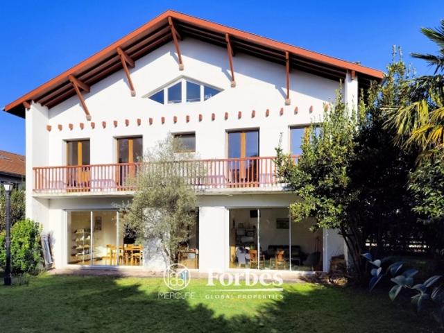 PAU SPACIEUSE MAISON SUR JARDIN PAYSAGE