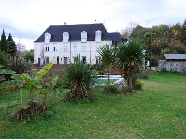 Pau Sud Exclusivite Magnifique Chateau Avec Terres Libre. 800m² Pau
