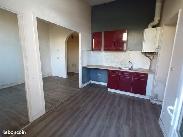 PAU Sud Limite JURANCON Agréable appartement F1bis de 25m2