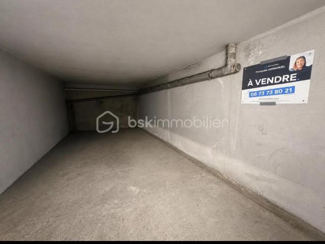 Pau Vente Parking / Garage 64
