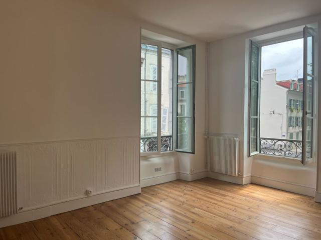 PAU VERDUN T3 ENTIEREMENT RENOVE