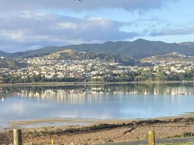 pauatahanui, 3 bedrooms