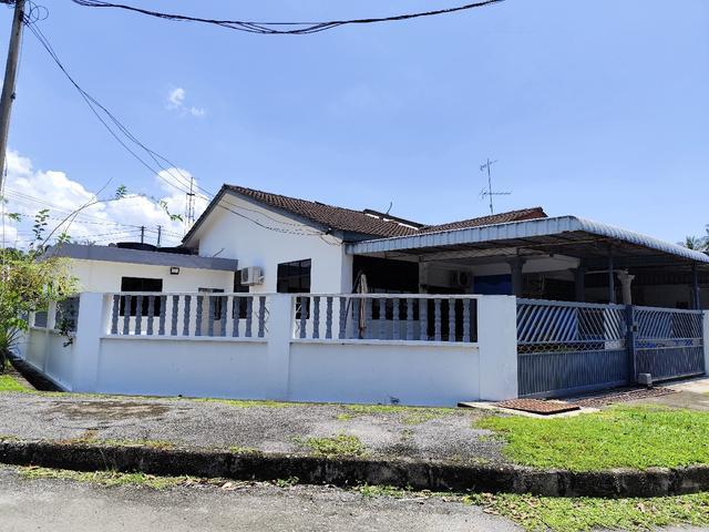 house for sell pauh taman muda asas NO 1 corner lot hot selling
