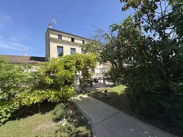 Pauillac 33250 Achat / Vente maison 10 pièces t10 piscine jardin