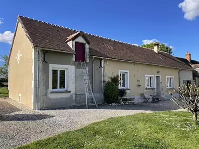 Paulnay 36290 Achat / Vente maison 4 pièces t4 au dernier étage piscine