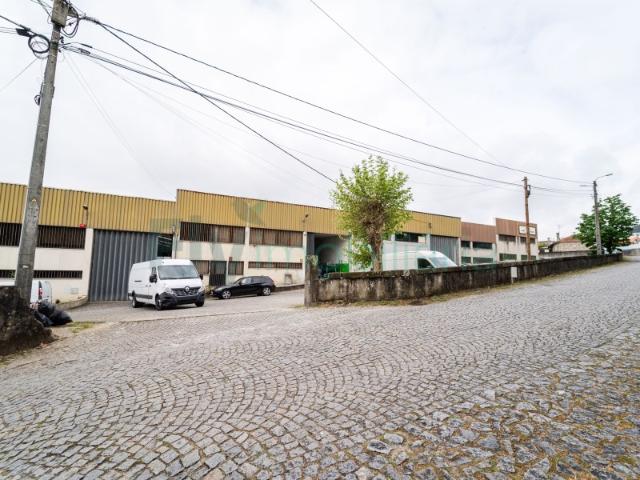 Pavilhão Industrial à Venda Vila Nova de Famalicão