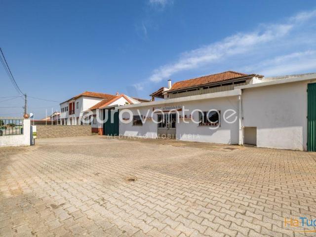 Pavilhão Industrial c/ 1.980 m² sito no Juncal | 26064086243