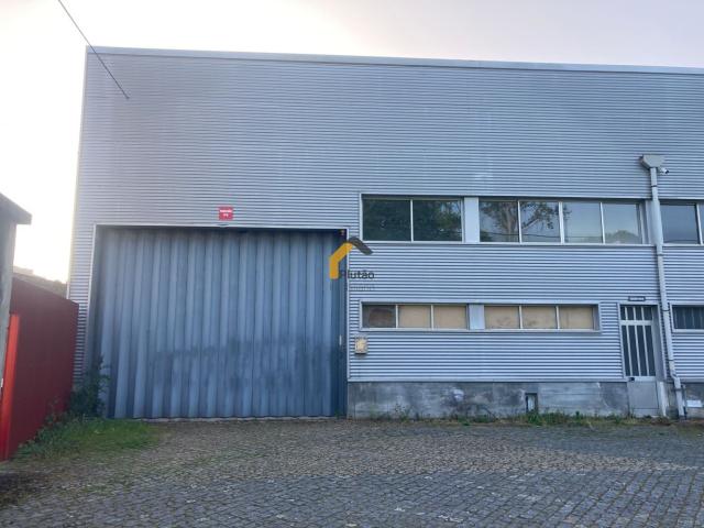 Pavilhão Indústrial em Guimarães