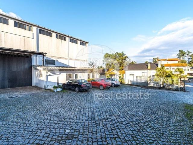 Pavilhão Industrial | Junto à Zona Industrial de Celeirós | Localização Estratégica