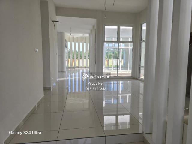 Pavilion Bukit Jalil 5min walking distance Mini Market In Building Many Shoplot downstairs