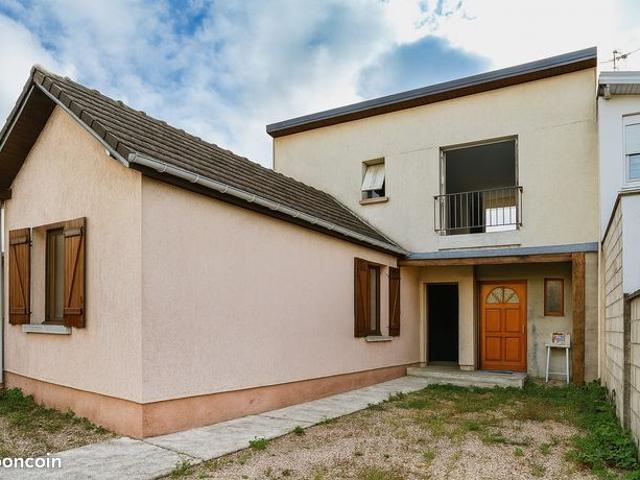Pavillon 4 pièces 75 m²