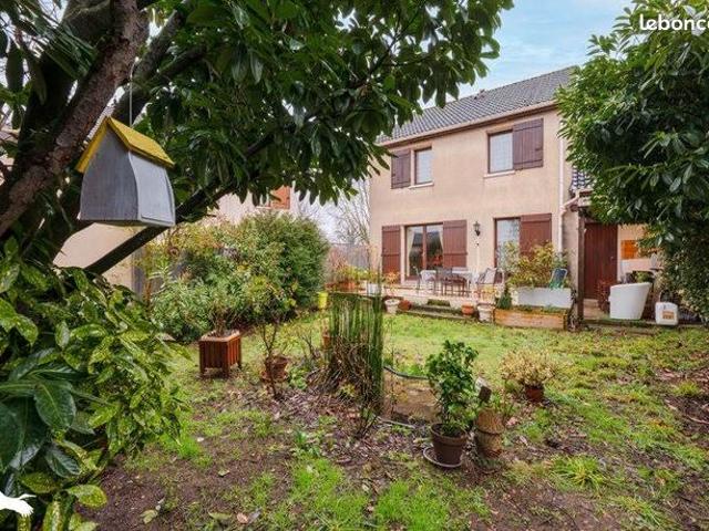 Pavillon 4 pièces 83 m²