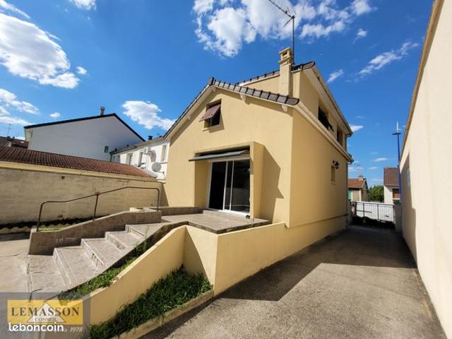 Pavillon 4 pièces 90 m²