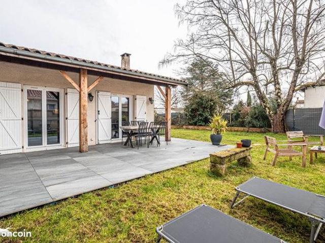 Pavillon 4 pièces 100 m²