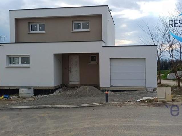 Pavillon 4 pièces 102 m²