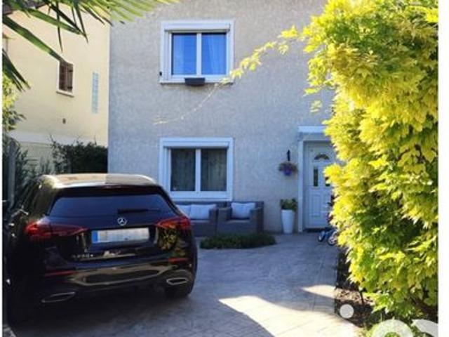 Pavillon 4 pièces 111 m²