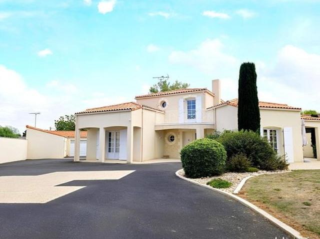 Pavillon 4 pièces 165 m²