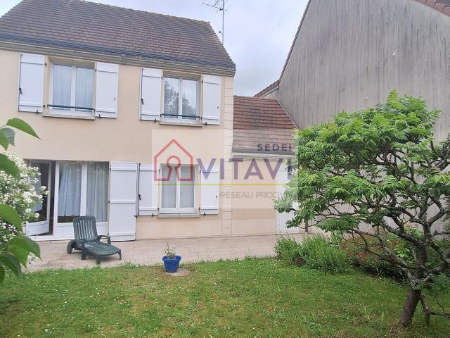PAVILLON 4 PIECES COMPIEGNE PROCHE COMMODITES.