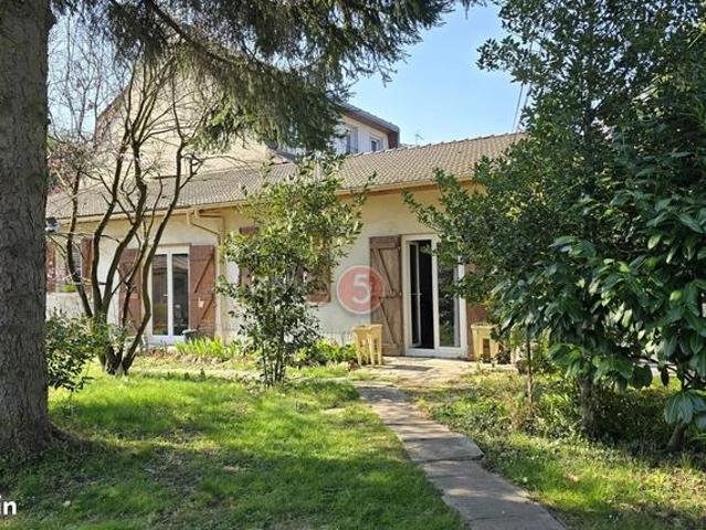 Pavillon 5 pièces 85 m²