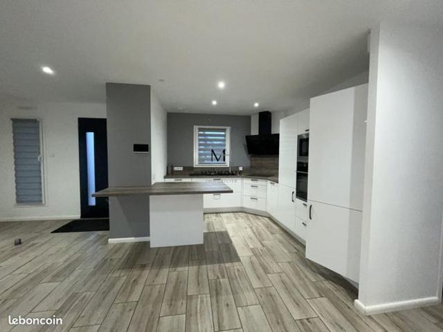 Pavillon 5 pièces 93 m²